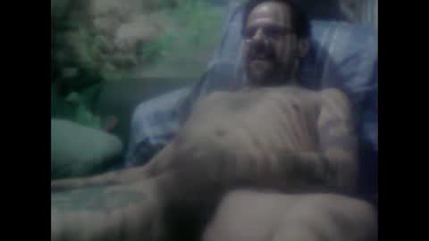 Snapshot of 666hellrabbit666 chatting on 02.01.25 666hellrabbit666 online show from 02.01.25