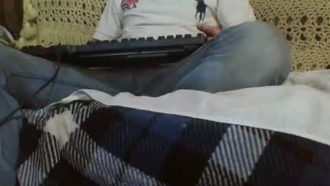 Snapshot of 69sextoyboy69 chatting on 12.31.24 69sextoyboy69 online show from 12.31.24