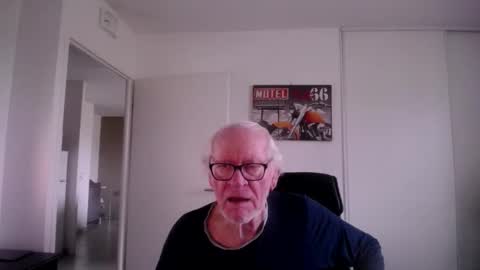 Snapshot of 73yves chatting on 03.30.26 73yves online show from 03.30.26