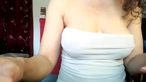 Lilu online show from 03.12.25