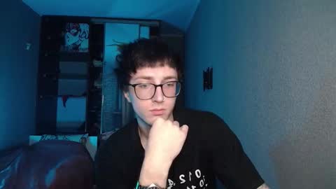 Phillip online show from 12.05.25