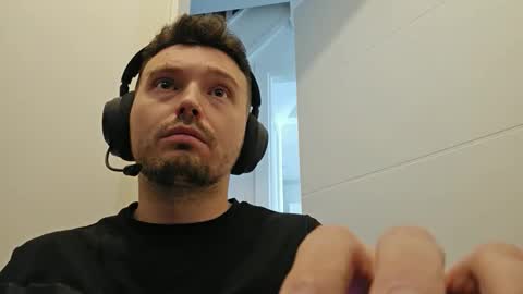 8inchdude93 online show from 09.10.25