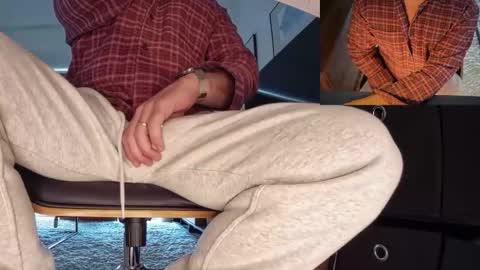 8incher NYC online show from 03.02.26