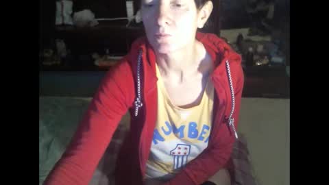 Snapshot of 8mistress8 chatting on 02.13.25 8MISTRESS8 online show from 02.13.25