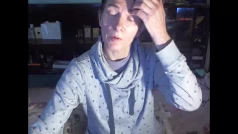 Snapshot of 8mistress8 chatting on 11.19.25 8MISTRESS8 online show from 11.19.25