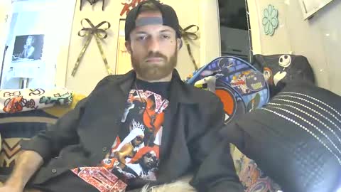 Snapshot of 90210screamer chatting on 11.02.25 90210screamer online show from 11.02.25