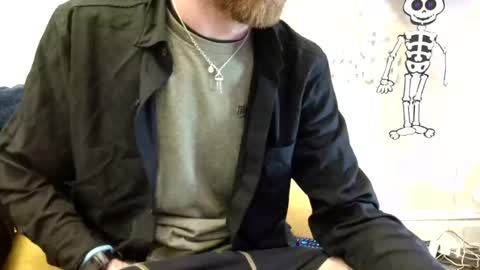 Snapshot of 90210screamer chatting on 11.12.25 90210screamer online show from 11.12.25