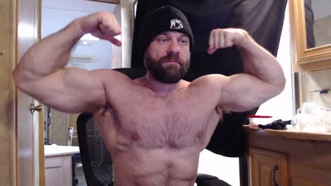 9 fat inches online show from 01.31.25