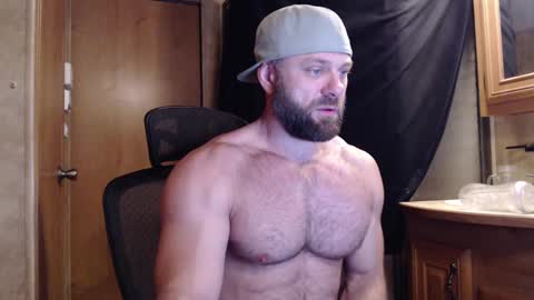 9 fat inches online show from 02.01.25