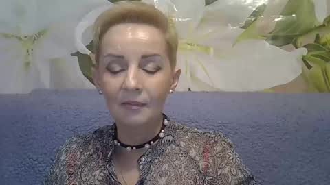 9kitty online show from 02.04.25