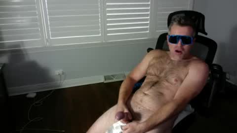 9nchcocknballs online show from 11.03.25