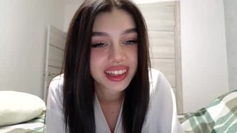 Snapshot of 9west chatting on 10.28.25 KARINA online show from 10.28.25