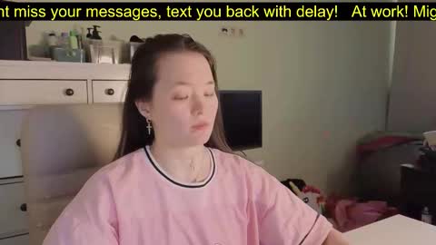 Snapshot of _3x7_ chatting on 09.14.25 _3x7_ online show from 09.14.25