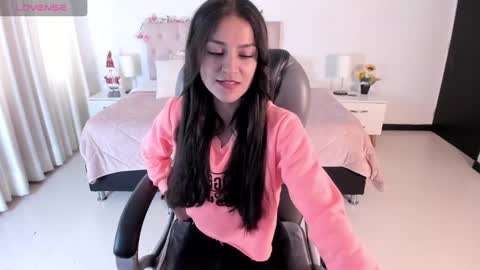 Snapshot of _abby_23_ chatting on 12.27.24 Aby online show from 12.27.24