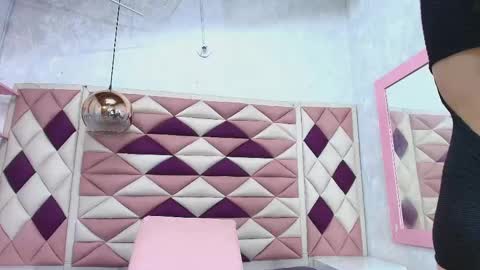 Snapshot of _abby_rouss chatting on 09.19.25  abby rouss online show from 09.19.25