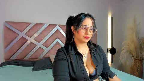 Adahara online show from 10.29.25