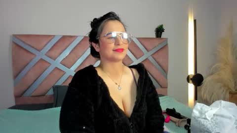 Adahara online show from 10.30.25