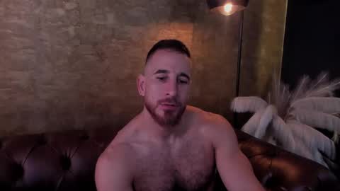 Snapshot of _adamcoper_ chatting on 02.11.25 _adamcoper_ online show from 02.11.25