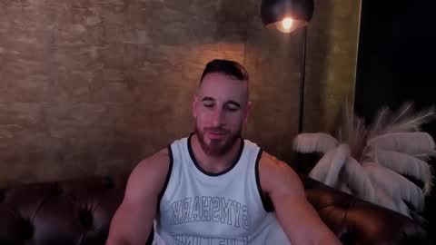 Snapshot of _adamcoper_ chatting on 02.11.25 _adamcoper_ online show from 02.11.25