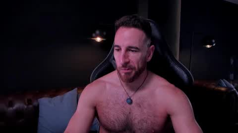 Snapshot of _adamcoper_ chatting on 11.07.25 _adamcoper_ online show from 11.07.25