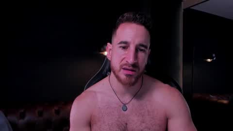 Snapshot of _adamcoper_ chatting on 11.10.25 _adamcoper_ online show from 11.10.25