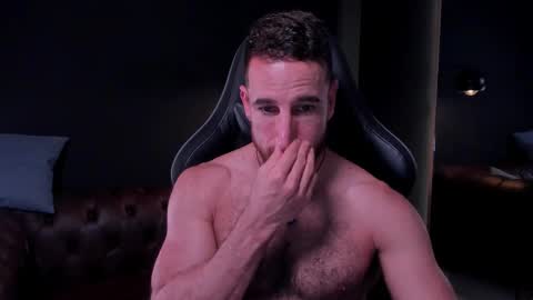 Snapshot of _adamcoper_ chatting on 11.18.25 _adamcoper_ online show from 11.18.25