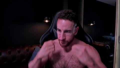 Snapshot of _adamcoper_ chatting on 11.21.25 _adamcoper_ online show from 11.21.25