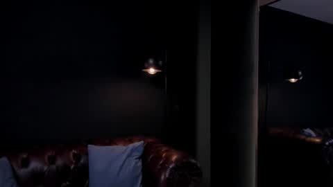 Snapshot of _adamcoper_ chatting on 12.01.25 _adamcoper_ online show from 12.01.25