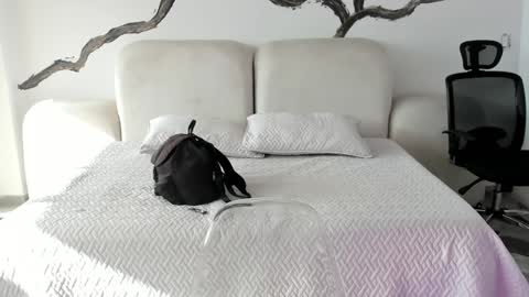 Agatha online show from 01.30.25