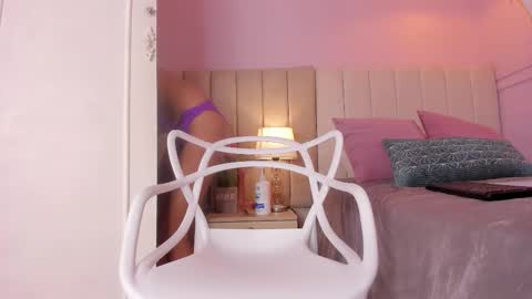 _aleja_x online show from 10.30.25