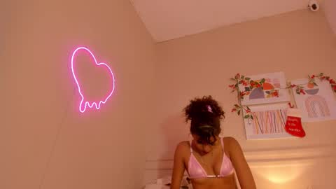 _aleja_x online show from 12.20.25