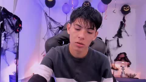 Alexander online show from 10.31.25