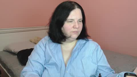 _alexandra_ray_ online show from 11.18.25