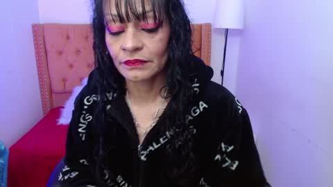 Alexandra online show from 02.06.25