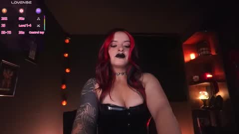 Miss Alice  My internet sucks these days see you soon online show from 10.22.25