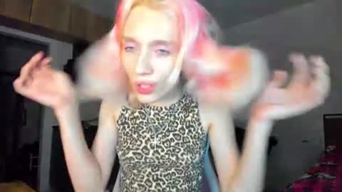 Snapshot of _alice_kitty chatting on 07.15.26 Gaylord online show from 07.15.26
