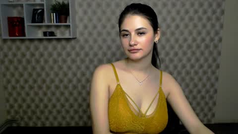 Snapshot of _alicecandy_ chatting on 12.25.24 Alice online show from 12.25.24