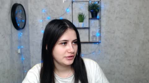 Snapshot of _alicecandy_ chatting on 12.27.24 Alice online show from 12.27.24