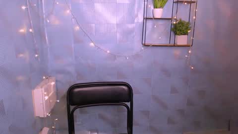 Snapshot of _alicecandy_ chatting on 01.06.25 Alice online show from 01.06.25