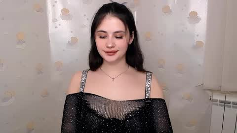 Snapshot of _alicecandy_ chatting on 01.11.25 Alice online show from 01.11.25