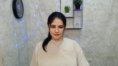 Snapshot of _alicecandy_ chatting on 01.29.25 Alice online show from 01.29.25