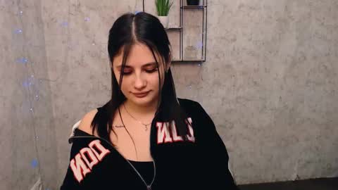 Snapshot of _alicecandy_ chatting on 02.13.25 Alice online show from 02.13.25