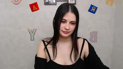 Snapshot of _alicecandy_ chatting on 02.25.25 Alice online show from 02.25.25