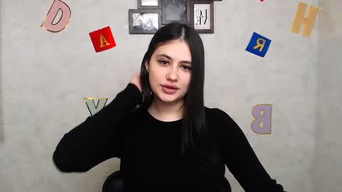 Snapshot of _alicecandy_ chatting on 03.01.25 Alice online show from 03.01.25