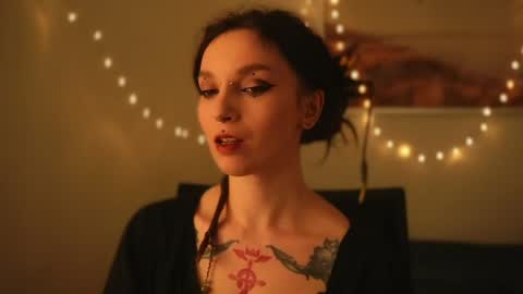 Snapshot of _alicemorrison_ chatting on 04.24.26 Alice Morrison Mistress Datura online show from 04.24.26