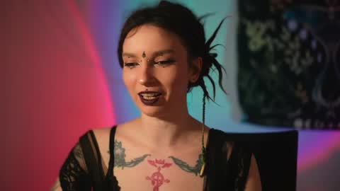 Snapshot of _alicemorrison_ chatting on 05.15.26 Alice Morrison Mistress Datura online show from 05.15.26