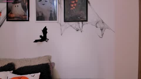 Snapshot of _allisongomez chatting on 10.04.25 _allisongomez online show from 10.04.25