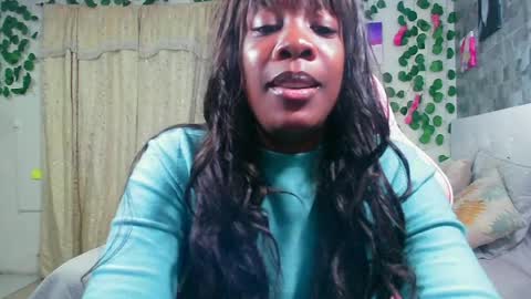 Snapshot of _amy_rojas_ chatting on 05.20.26 ask me online show from 05.20.26