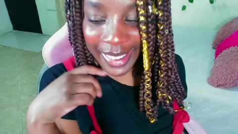 Snapshot of _amy_rojas_ chatting on 05.26.26 ask me online show from 05.26.26