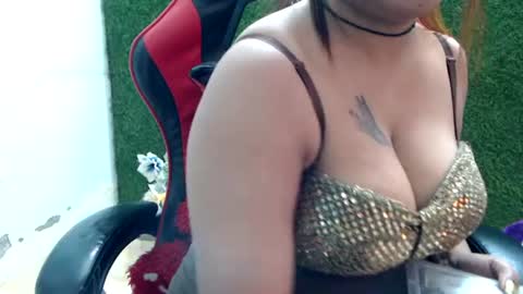 Snapshot of _ananya_9 chatting on 06.26.26 Ananya online show from 06.26.26